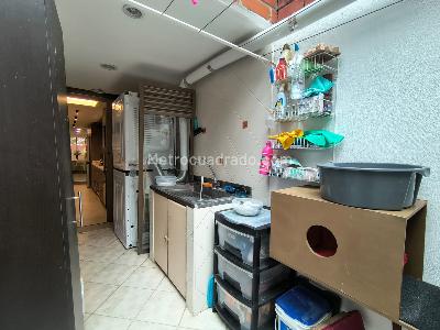 Casa de 5 alcobas en arriendo en La Florida El Poblado, Medellín, 300 m² · foto 8 de 20