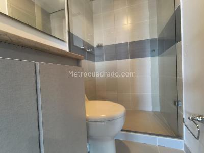 Apartamento de 2 alcobas en arriendo en Los Balsos, Medellín, 72 m² · foto 10 de 12