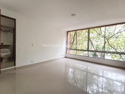 Apartamento de 2 alcobas en arriendo en Patio Bonito, Medellín, 113 m² · foto 8 de 12