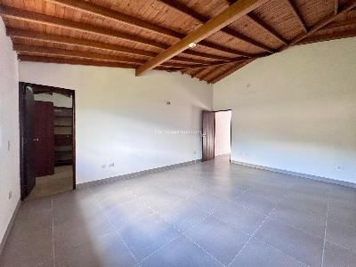 Casa de 4 alcobas en arriendo en La Mina, Envigado, 500 m² · foto 15 de 20