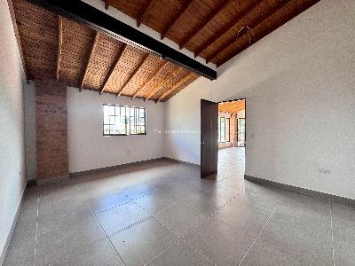 Casa de 4 alcobas en arriendo en La Mina, Envigado, 500 m² · foto 4 de 20