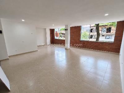 Retail space for rent in Calasanz, Medellín