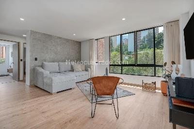 Apartamento de 2 alcobas en arriendo en El Tesoro, Medellín, 80 m² · foto 2 de 13