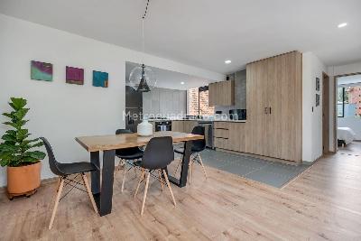 Apartamento de 2 alcobas en arriendo en El Tesoro, Medellín, 80 m² · foto 4 de 13