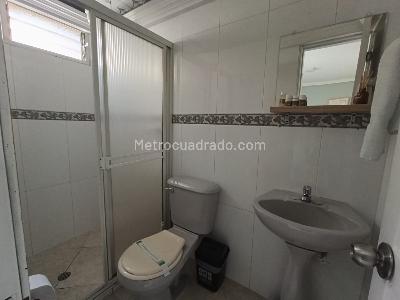 Apartamento de 1 alcoba en arriendo en Boston, Medellín, 29 m² · foto 9 de 9