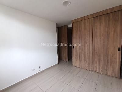 Apartamento de 3 alcobas en arriendo en Ditaires, Itagüí, 70 m² · foto 7 de 16