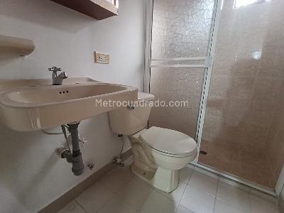 Casa de 5 alcobas en arriendo en Villa Grande, Envigado, 300 m² · foto 20 de 20
