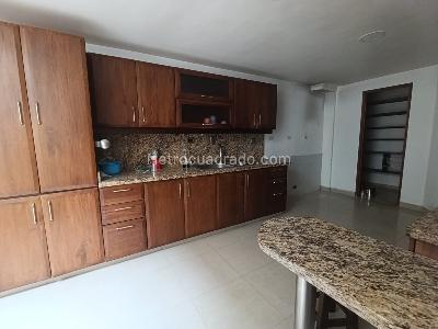 Casa de 5 alcobas en arriendo en Villa Grande, Envigado, 300 m² · foto 6 de 20