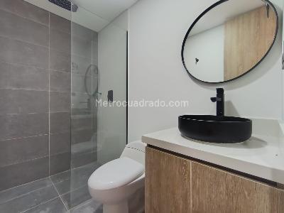 Apartamento de 2 alcobas en arriendo en La Asomadera, Medellín, 62 m² · foto 10 de 15