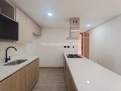 Apartamento de 2 alcobas en arriendo en La Asomadera, Medellín, 62 m² · foto 2 de 15