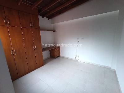 Apartamento de 3 alcobas en arriendo en Alameda, Medellín, 86 m² · foto 4 de 13