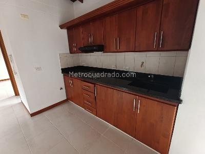 Apartamento de 3 alcobas en arriendo en Alameda, Medellín, 86 m² · foto 9 de 13