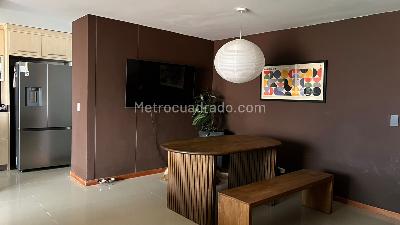 Apartamento de 2 alcobas en arriendo en Loma De San Julian, Medellín, 88 m² · foto 8 de 14