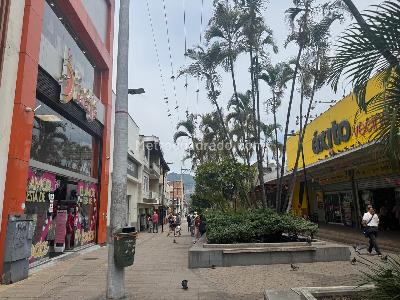 Local Comercial en Arriendo, Parque De Envigado, Envigado