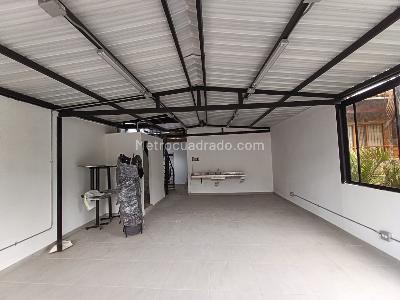 Local Comercial en Arriendo, Manchester, Bello