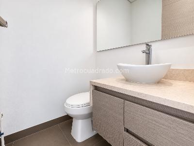 Apartamento de 3 alcobas en arriendo en Provenza, Medellín, 134 m² · foto 15 de 17