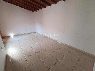 Casa de 4 alcobas en arriendo en Cataluña, Medellín, 210 m² · foto 16 de 20