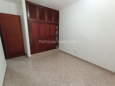 Casa de 4 alcobas en arriendo en Cataluña, Medellín, 210 m² · foto 5 de 20