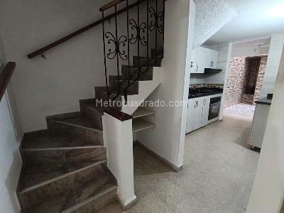Casa de 4 alcobas en arriendo en Cataluña, Medellín, 210 m² · foto 8 de 20