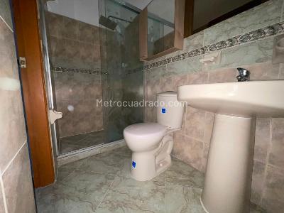 Apartamento de 3 alcobas en arriendo en La Palma, Medellín, 96 m² · foto 11 de 14