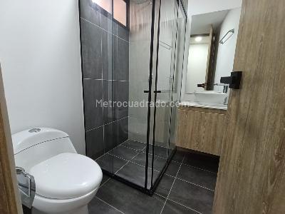 Apartamento de 1 alcoba en arriendo en Boston, Medellín, 25 m² · foto 7 de 8