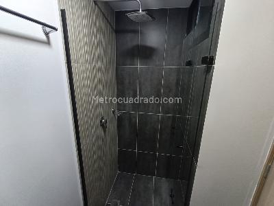 Apartamento de 1 alcoba en arriendo en Boston, Medellín, 25 m² · foto 7 de 8