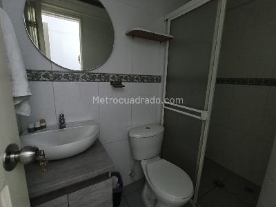 Apartamento de 1 alcoba en arriendo en Boston, Medellín, 38 m² · foto 11 de 16
