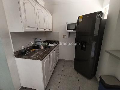 Apartamento de 1 alcoba en arriendo en Boston, Medellín, 38 m² · foto 3 de 16
