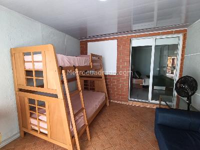 Apartamento de 1 alcoba en arriendo en Boston, Medellín, 38 m² · foto 9 de 16