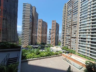 Apartamento de 2 alcobas en arriendo en Altos Del Poblado Cola Del Zorro, Medellín, 82 m² · foto 14 de 14