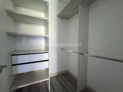 Apartamento de 1 alcoba en arriendo en Los Balsos, Medellín, 52 m² · foto 7 de 13