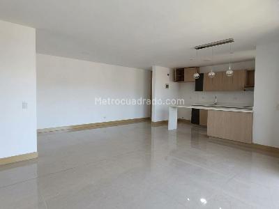Apartamento de 3 alcobas en arriendo en Castropol, Medellín, 94 m² · foto 10 de 13