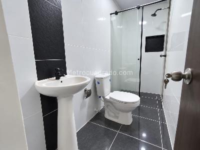 Apartamento de 2 alcobas en arriendo en La Castellana, Medellín, 50 m² · foto 7 de 8