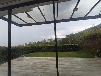 Casa de 3 alcobas en arriendo en El Chocho, Envigado, 240 m² · foto 8 de 20