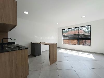 Apartamento de 2 alcobas en arriendo en Boston, Medellín, 65 m² · foto 4 de 12