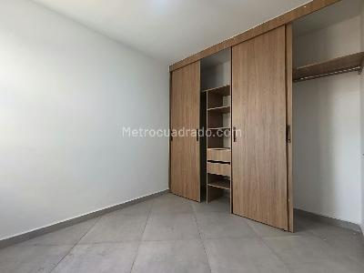 Apartamento de 2 alcobas en arriendo en Boston, Medellín, 65 m² · foto 10 de 12