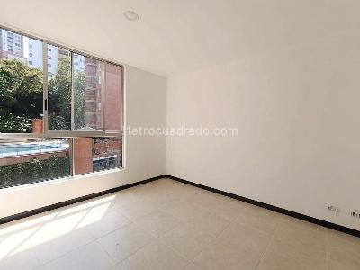Apartamento de 3 alcobas en arriendo en Castropol, Medellín, 78 m² · foto 10 de 14