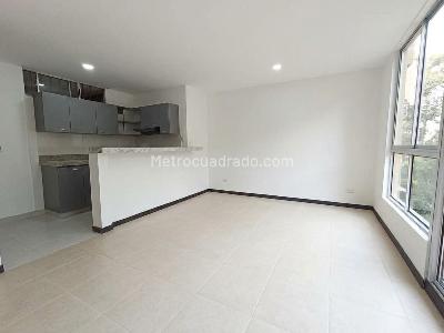 Apartamento de 3 alcobas en arriendo en Castropol, Medellín, 78 m² · foto 12 de 14