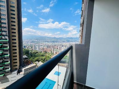 Apartamento de 3 alcobas en arriendo en Las Palmas Medellin, Medellín, 76 m² · foto 2 de 16