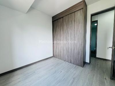 Apartamento de 3 alcobas en arriendo en Las Palmas Medellin, Medellín, 76 m² · foto 3 de 16