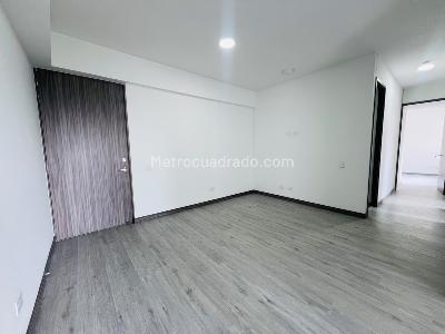Apartamento de 3 alcobas en arriendo en Las Palmas Medellin, Medellín, 76 m² · foto 12 de 16