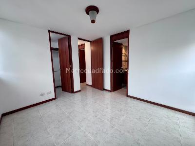 Apartamento de 2 alcobas en arriendo en La Visitacion Los Gonzalez, Medellín, 76 m² · foto 11 de 15