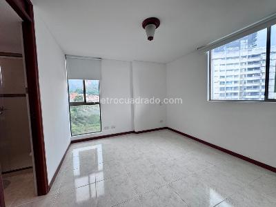 Apartamento de 2 alcobas en arriendo en La Visitacion Los Gonzalez, Medellín, 76 m² · foto 12 de 15