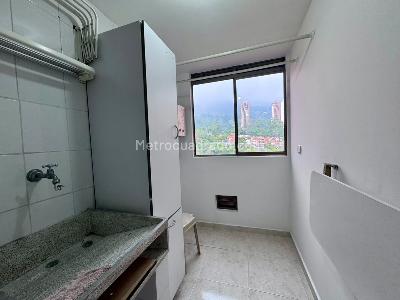Apartamento de 2 alcobas en arriendo en La Visitacion Los Gonzalez, Medellín, 76 m² · foto 6 de 15