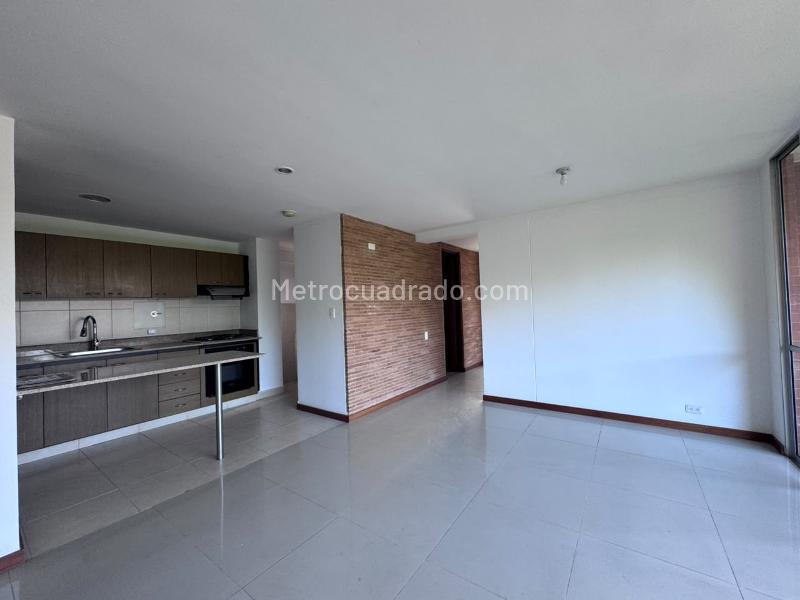 Apartamento en Arriendo, Loma Benedictinos, Envigado