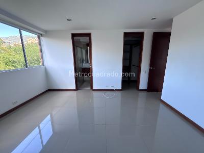 Apartamento de 2 alcobas en arriendo en Loma Benedictinos, Envigado, 76 m² · foto 11 de 15