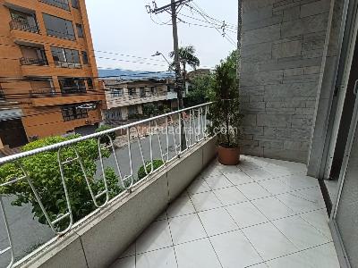 Casa de 3 alcobas en arriendo en Florida Nueva, Medellín, 320 m² · foto 9 de 18