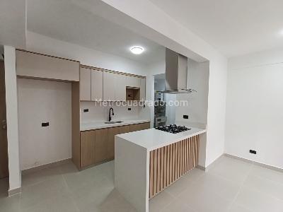Apartamento de 3 alcobas en arriendo en Santa Ana Bello, Bello, 72 m² · foto 2 de 20