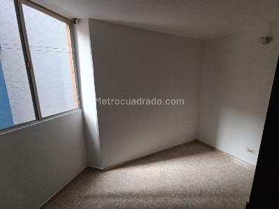 Apartamento de 3 alcobas en arriendo en Boston, Medellín, 57 m² · foto 11 de 14
