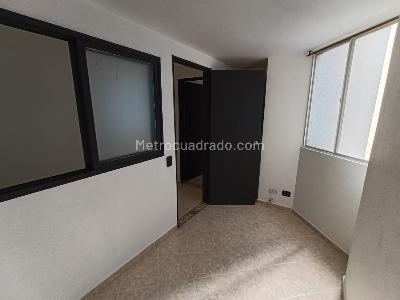 Apartamento de 3 alcobas en arriendo en Boston, Medellín, 57 m² · foto 12 de 14
